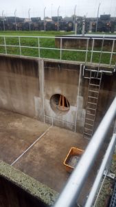 Bauwerksinstandsetzung, Beschichtung, Betonsanierung, Rissinjektion, Sandstrahlung, Korrosionsschutz, Brückenkonstruktion, WHG §19, Carbon-Kohlefaser-Lamellen, Stahlverstärkung, Trockenlegung, Brandschadensanierung. Peper & Oss UG ist Ihr kompetenter Ansprechpartner für die Instandsetzung und Beschichtung von Bauwerken und Betonflächen in Mainz und der Umgebung. Ihr Spezialist für Betoninstandsetzung und -beschichtung in Mainz und Umgebung. Ihr erfahrener Partner für Betonsanierung und Oberflächenschutz in Mainz. Professionelle Bauwerksinstandsetzung und Beschichtungsdienstleistungen in Mainz und Umgebung. Zuverlässige Lösungen für Betonreparatur und Oberflächenbeschichtung in Main.